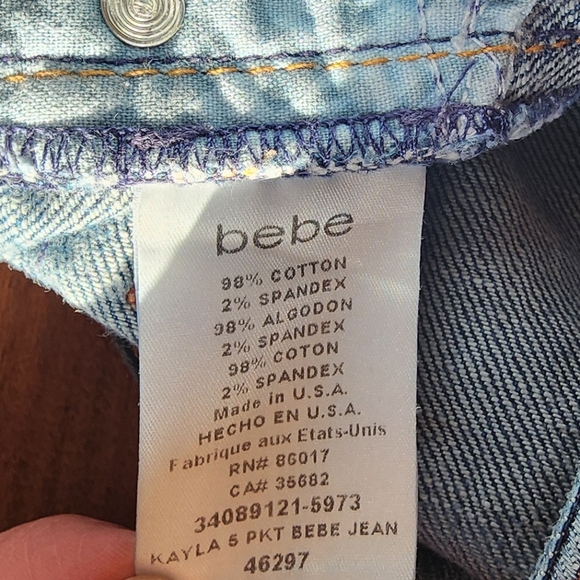 Iconic Y2K BEBE Bling Jeans LowRise Flares RhinestoneDistressedDenim Vintage S25 - Picture 6 of 6